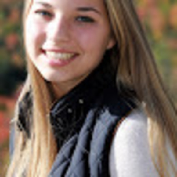 Meet your Posher, Melissa - Picture 1 of 1